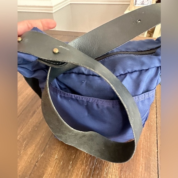 Oberland Equipment cross body bag - Picture 3 of 15